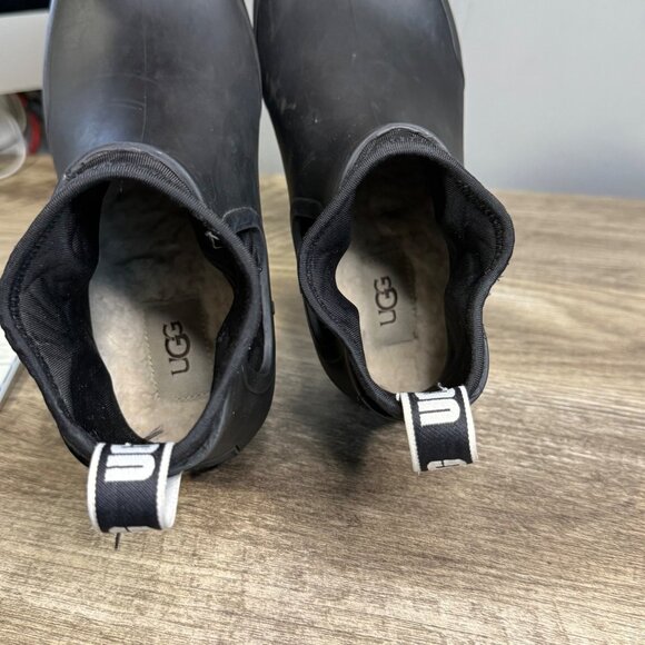 UGG Chevonne Chelsea Womens Black Rubber Outdoor Waterproof Boots Sz 5 - Picture 10 of 10